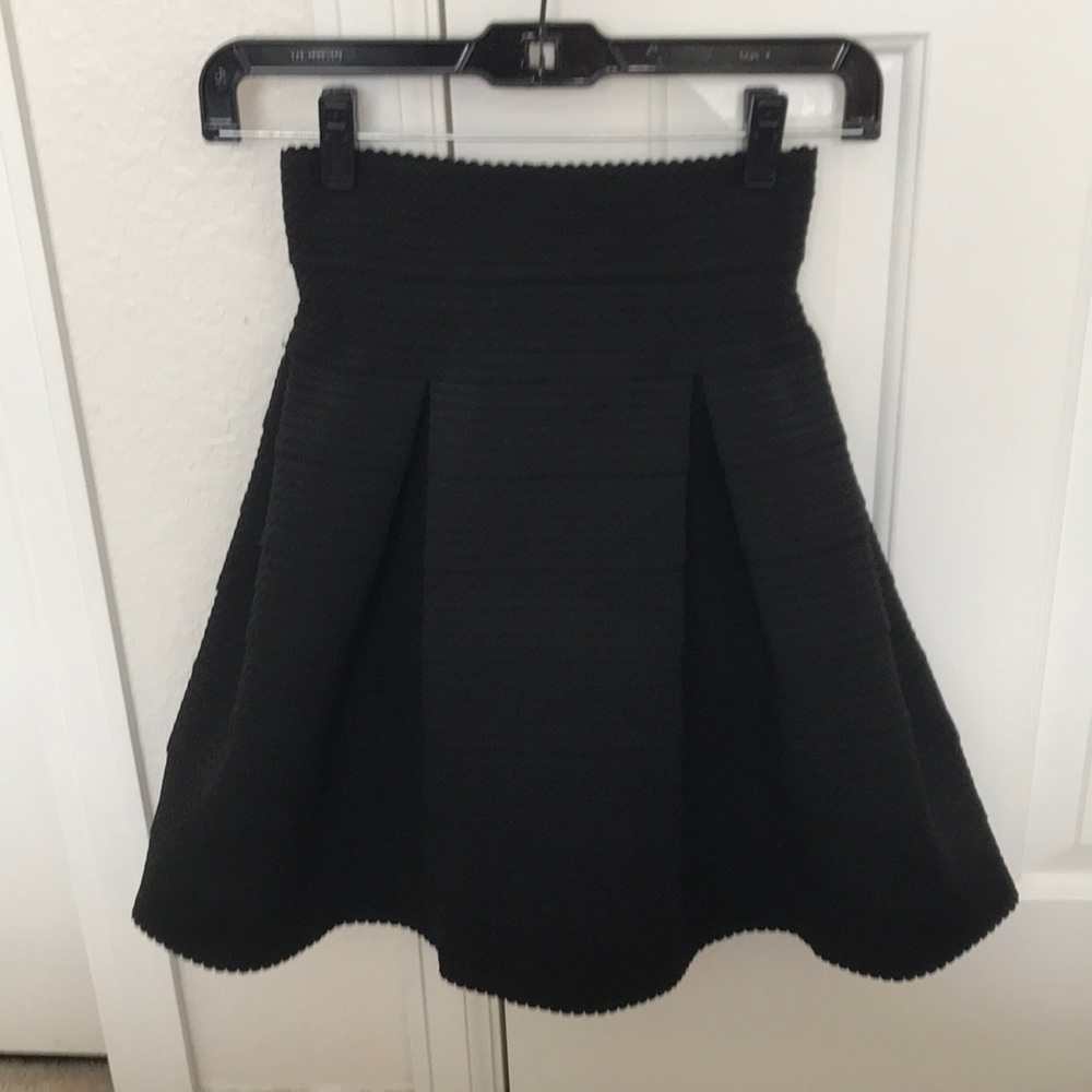 H&M Black Skirt